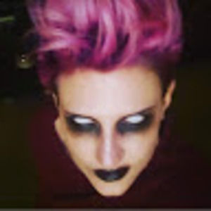 Meet your Posher, Carissa